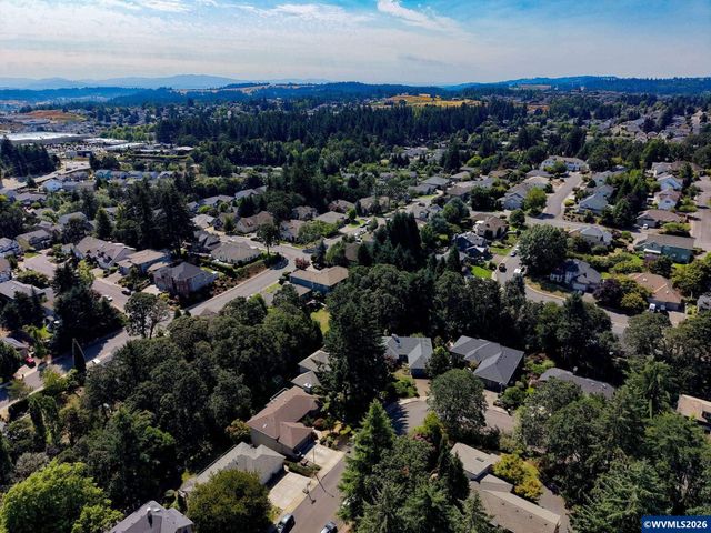4734 Bradford Lp SE, Salem, OR 97302
