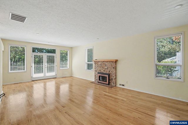 4734 Bradford Lp SE, Salem, OR 97302