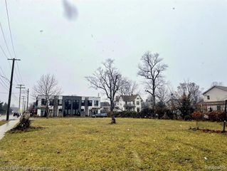 7719 E Lafayette Street, Detroit, MI 48214