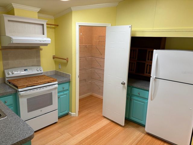 8320 RIVERSIDE DRIVE 101, Punta Gorda, FL 33982