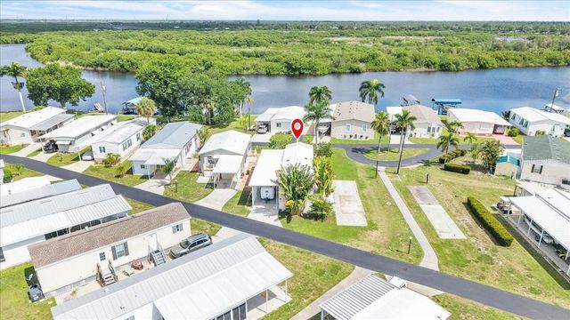 8320 RIVERSIDE DRIVE 101, Punta Gorda, FL 33982