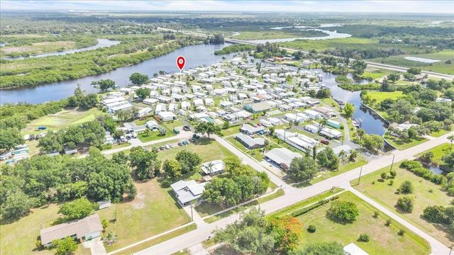 8320 RIVERSIDE DRIVE 101, Punta Gorda, FL 33982