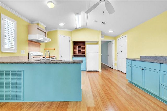 8320 RIVERSIDE DRIVE 101, Punta Gorda, FL 33982