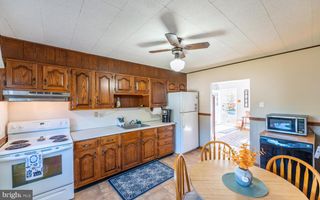 677 OAKDALE AVE, Pottstown, PA 19464