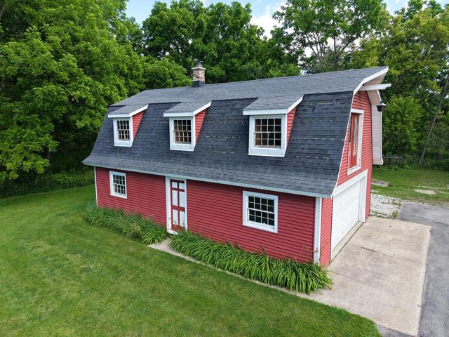 19272 W Coffee ROAD, New Berlin, WI 53146