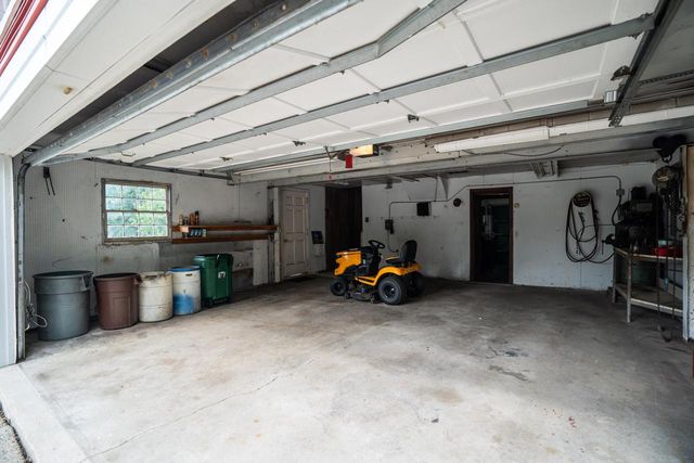 19272 W Coffee ROAD, New Berlin, WI 53146