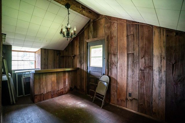 19272 W Coffee ROAD, New Berlin, WI 53146