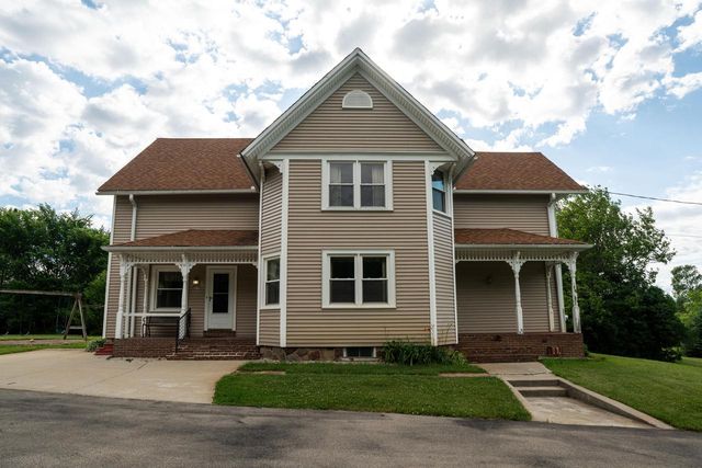 19272 W Coffee ROAD, New Berlin, WI 53146