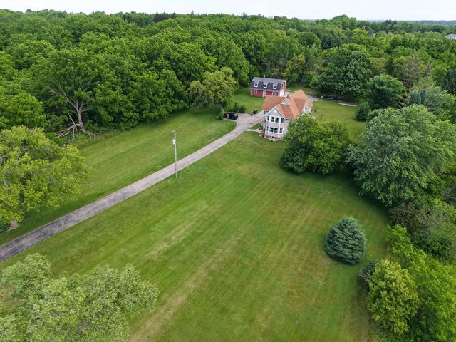 19272 W Coffee ROAD, New Berlin, WI 53146