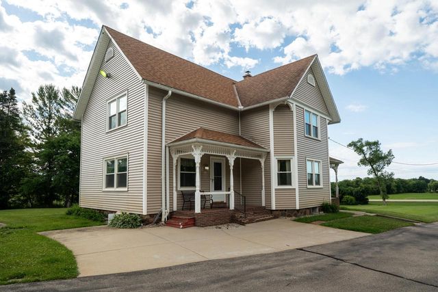 19272 W Coffee ROAD, New Berlin, WI 53146