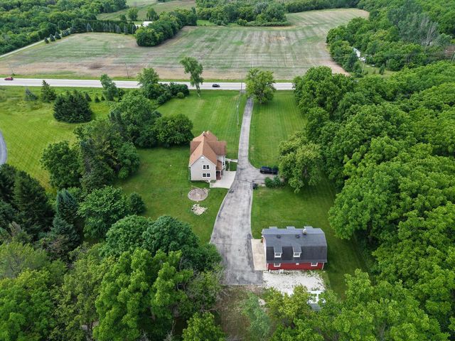 19272 W Coffee ROAD, New Berlin, WI 53146