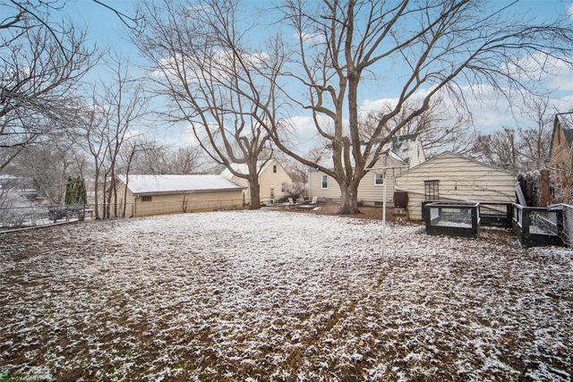 5816 Snyder Avenue, Des Moines, IA 50322