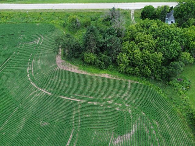 W10984 STATE ROAD 16 & 60, Columbus, WI 53925