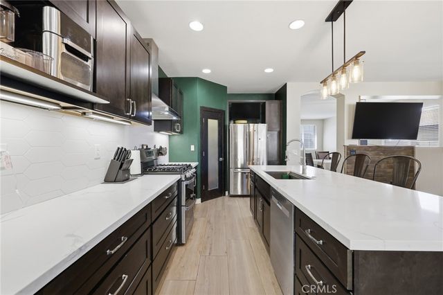45820 Caledonia Court, Lancaster, CA 93534