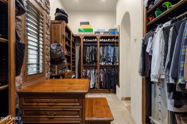 2529 E VAUGHN Court, Gilbert, AZ 85234