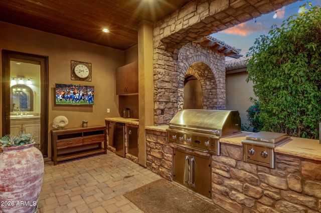 2529 E VAUGHN Court, Gilbert, AZ 85234