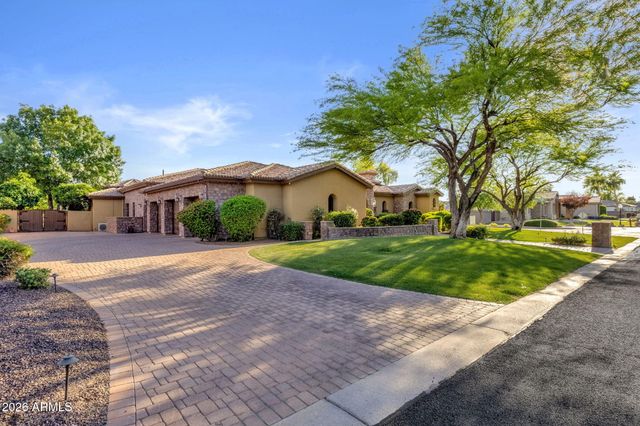 2529 E VAUGHN Court, Gilbert, AZ 85234