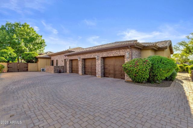 2529 E VAUGHN Court, Gilbert, AZ 85234