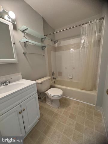 2908 SEMINOLE RD, Woodbridge, VA 22192