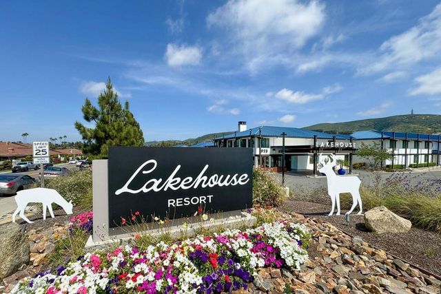 1560 Caminito Aguar, San Marcos, CA 92078