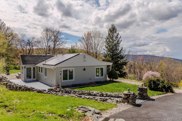 8 Horizon Road, Cornwall, NY 12518