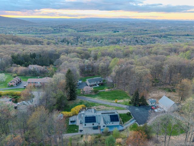 8 Horizon Road, Cornwall, NY 12518