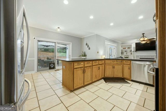 1390 Rivershyre Parkway, Lawrenceville, GA 30043