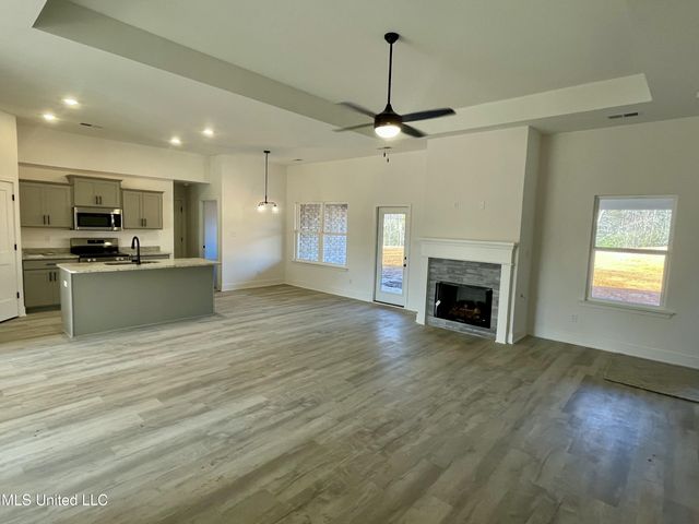 70 Farley Road, Byhalia, MS 38611