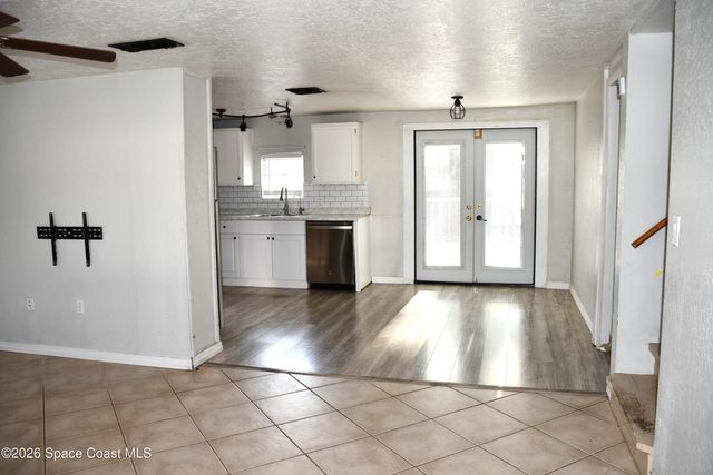 1682 Glencove Avenue NW, Palm Bay, FL 32907