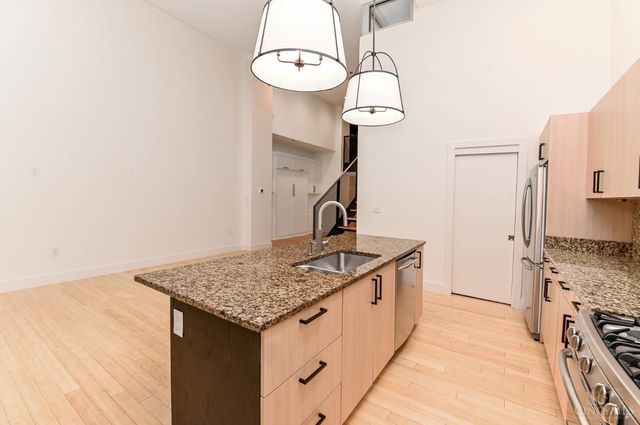 15 W Fourth Street, Cincinnati, OH 45202