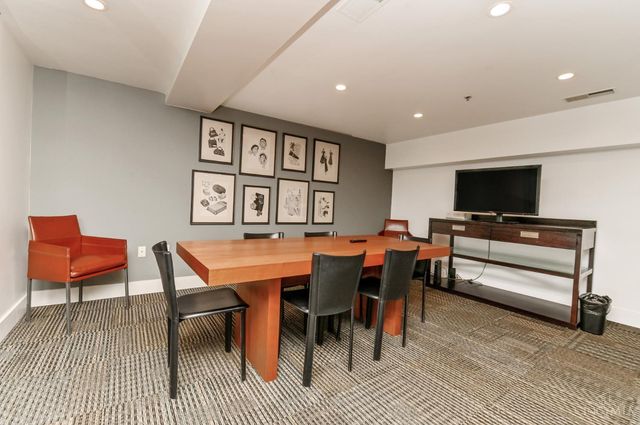 15 W Fourth Street, Cincinnati, OH 45202