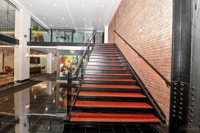 15 W Fourth Street, Cincinnati, OH 45202