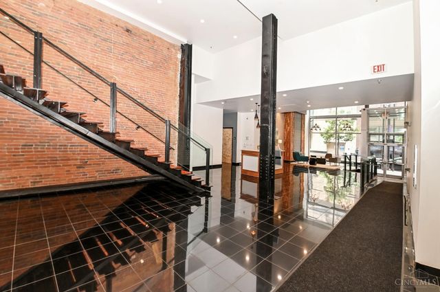 15 W Fourth Street, Cincinnati, OH 45202