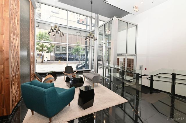 15 W Fourth Street, Cincinnati, OH 45202