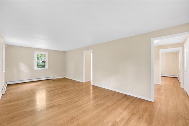 4 Mirick Ln, Wilbraham, MA 01095