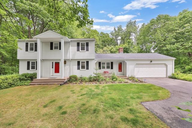 4 Mirick Ln, Wilbraham, MA 01095