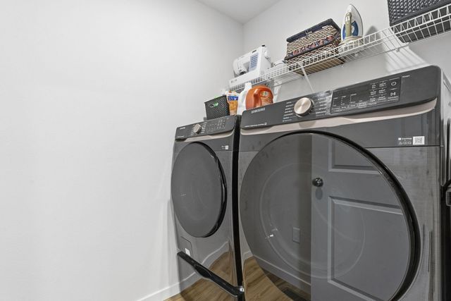 1157 E Price Street, Republic, MO 65738