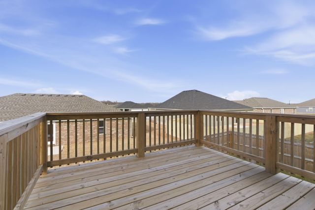 1157 E Price Street, Republic, MO 65738