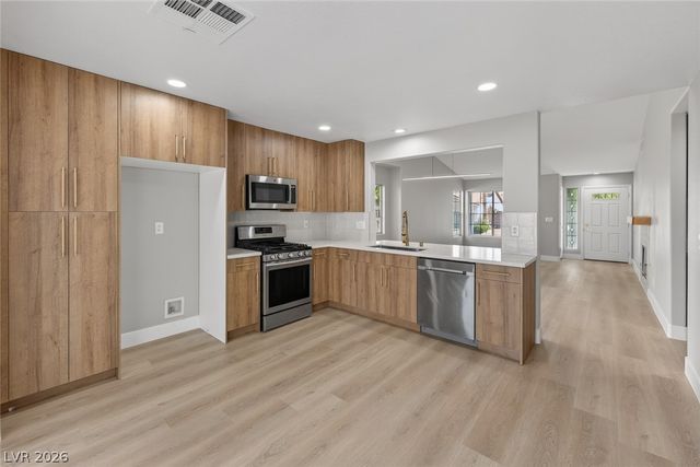 8086 Canto Avenue, Las Vegas, NV 89147