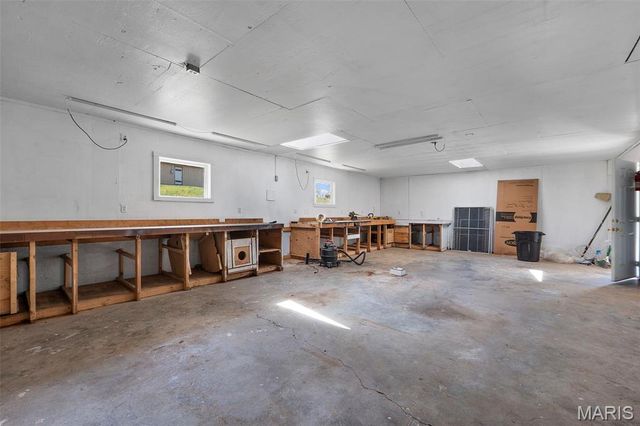 997 Pcr 914, Perryville, MO 63775