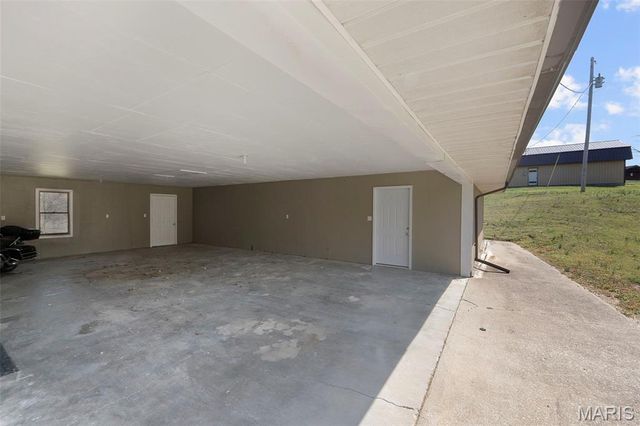 997 Pcr 914, Perryville, MO 63775