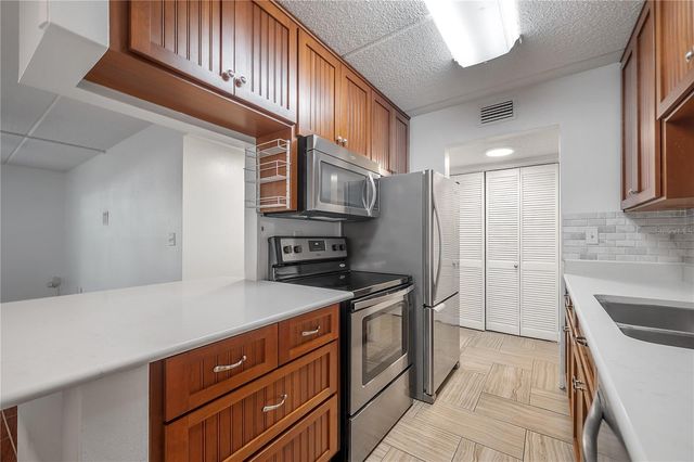 3325 BAYSHORE BOULEVARD A17, Tampa, FL 33629