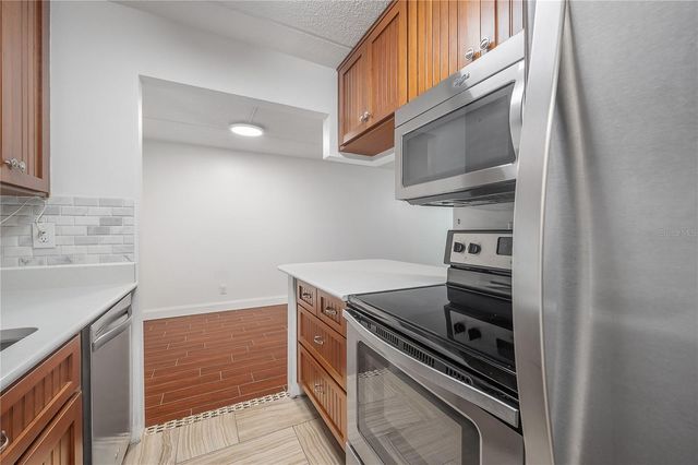3325 BAYSHORE BOULEVARD A17, Tampa, FL 33629