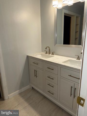 17000 SWANSON RD, Upper Marlboro, MD 20774