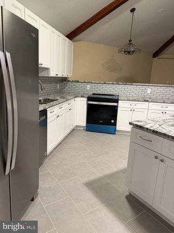 17000 SWANSON RD, Upper Marlboro, MD 20774