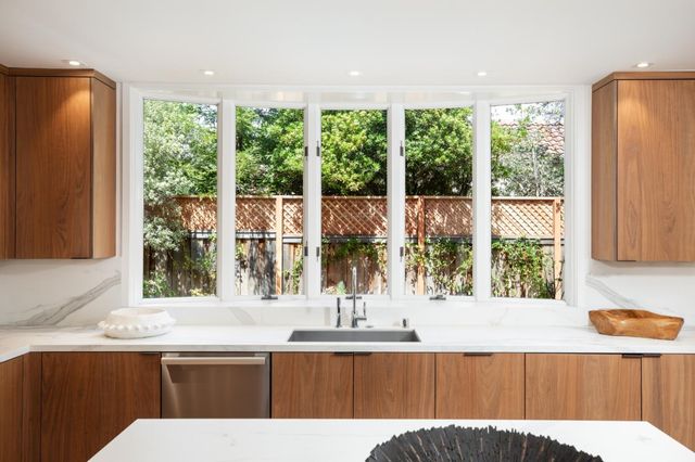 561 Orange Avenue, Los Altos, CA 94022