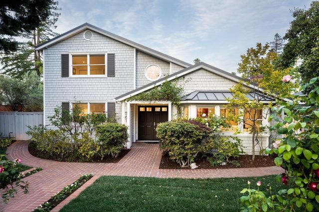 561 Orange Avenue, Los Altos, CA 94022