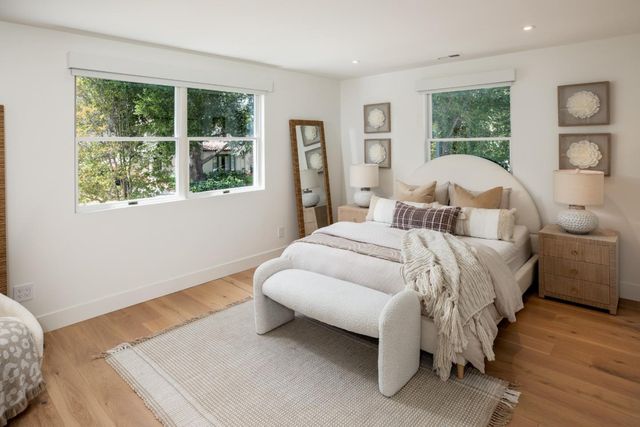 561 Orange Avenue, Los Altos, CA 94022