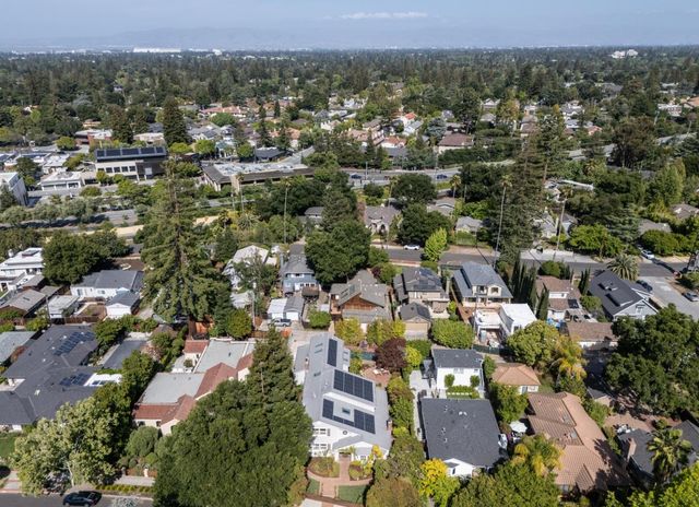 561 Orange Avenue, Los Altos, CA 94022