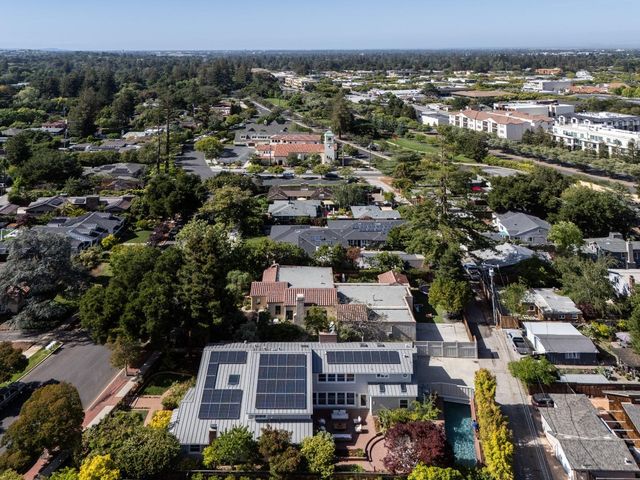 561 Orange Avenue, Los Altos, CA 94022